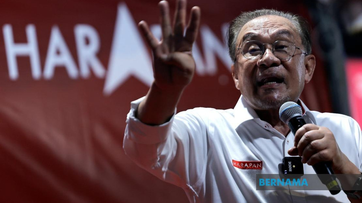Anwar Urges Johor Voters to Back Leaders of Integrity and Humility