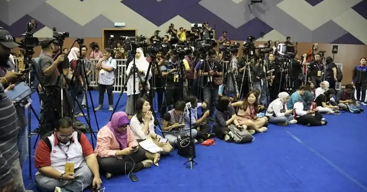 Prime Minister Defends Media Complaints Framework, Eyes Fair Oversight