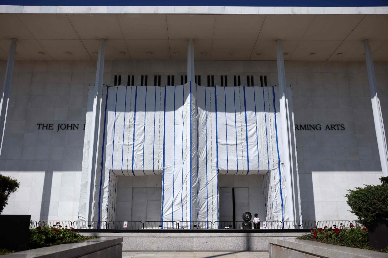 Trump Administration Threatens Kennedy Center Demolition in Naming Row