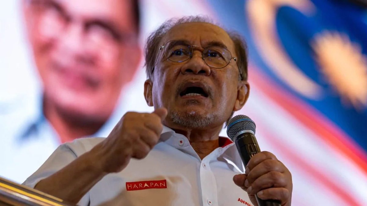 No plans for Singapore voting facility in Johor polls, says Anwar