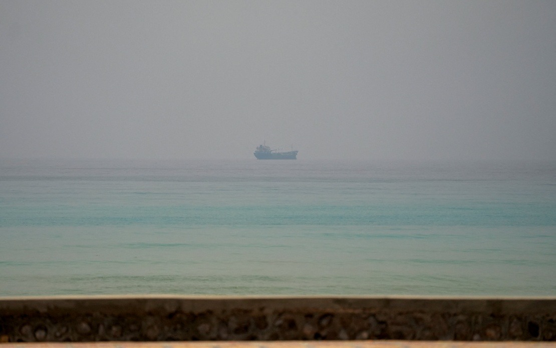 Iran's Parliament Speaker Warns US Over Strait of Hormuz Control, Threatens Retaliation