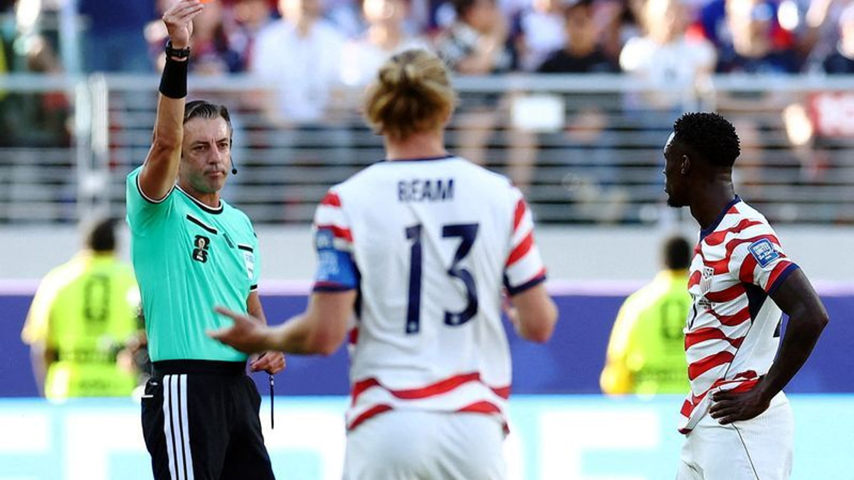 World Cup Balogun Saga Threatens to Undermine Football's Integrity, Warn Premier League Officials