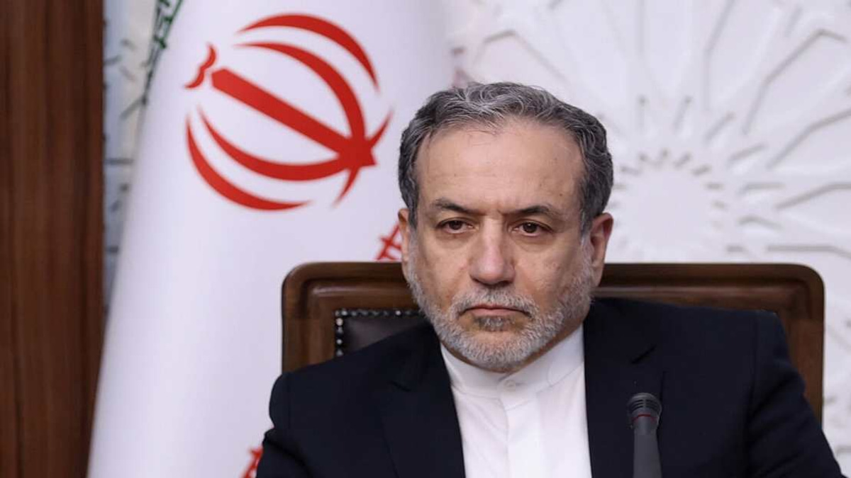 Iran Engages Pakistan and Qatar in Push for Regional Calm as Oman Proposes Strait of Hormuz Corridor