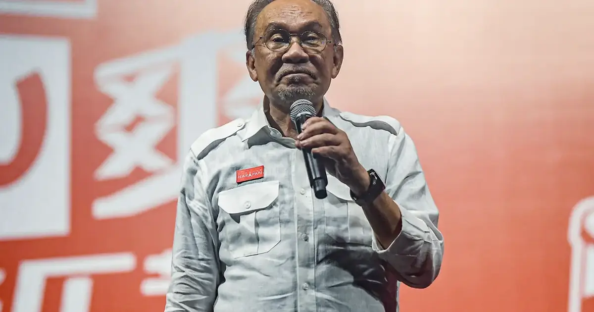 Anwar Calls for Unity After BN's Johor Victory, Urges Pakatan to Keep Serving