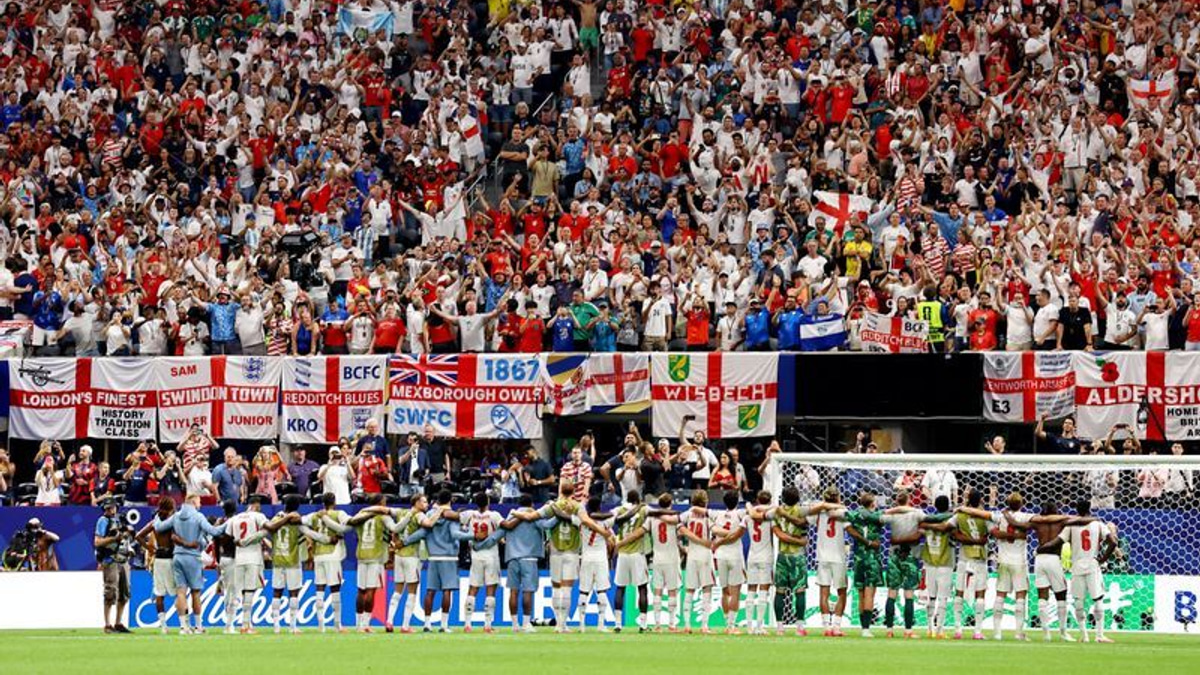 England Stages Dramatic Comeback Against DR Congo to Face Mexico in World Cup Knockout