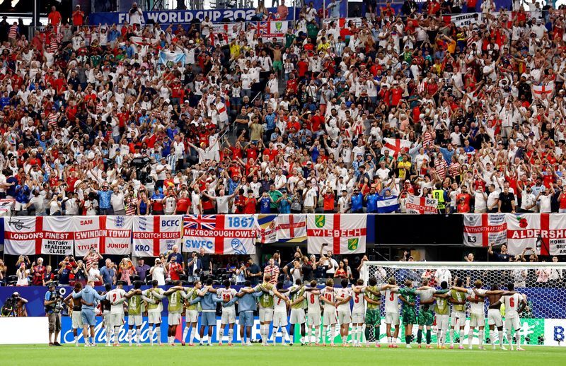 England Stages Dramatic Comeback Against DR Congo to Face Mexico in World Cup Knockout