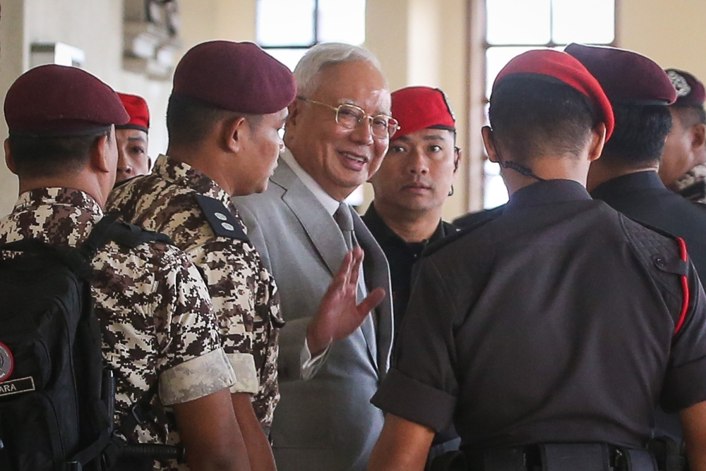 Najib to Undergo Cardiac Procedure at Serdang Hospital