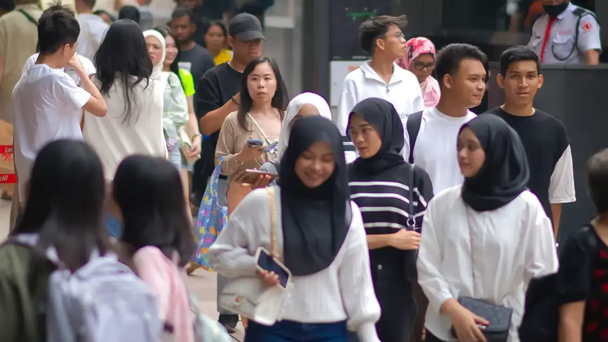 To Capture Johor's Young Voters, BN Must Deliver on Jobs, Wages and Housing, Umno Youth Leader Warns
