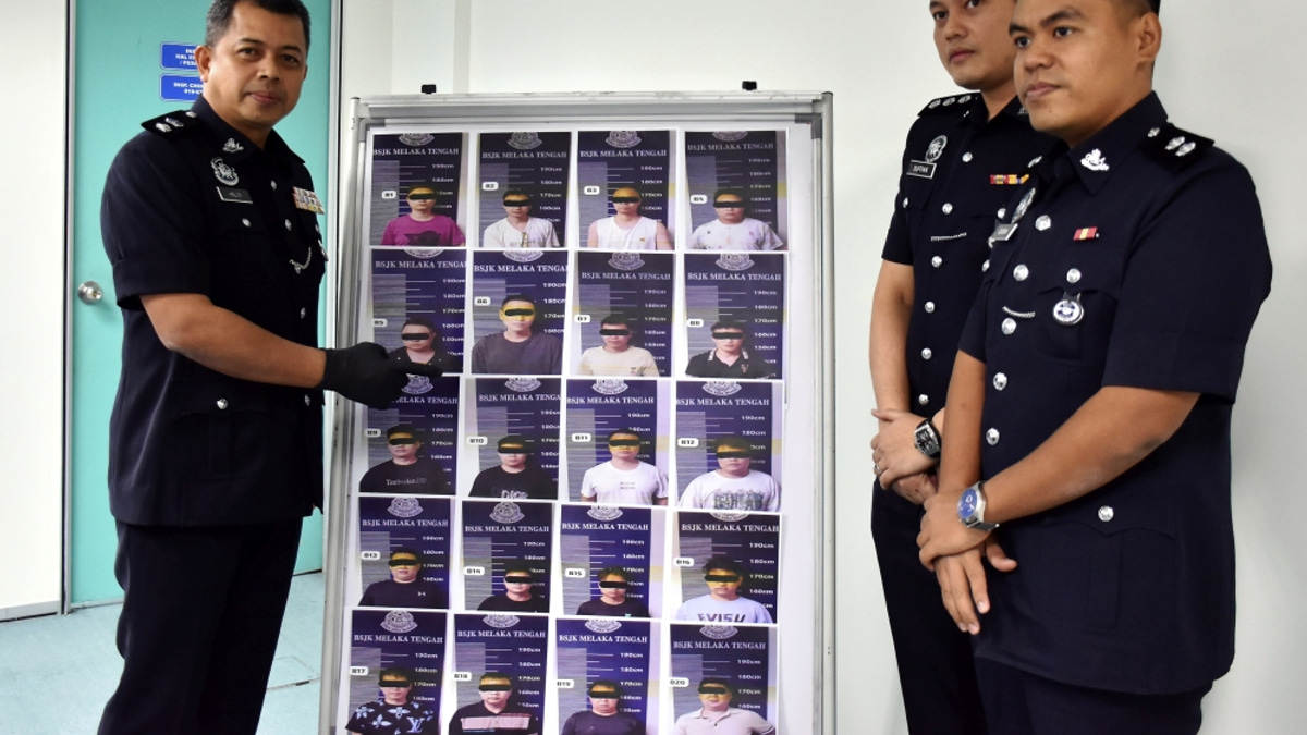 Police Dismantle Transnational Investment Fraud Ring, Apprehend 21 Chinese Nationals in Melaka