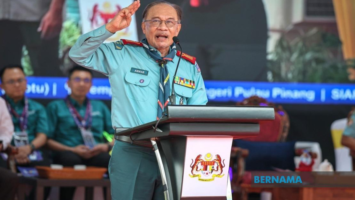 National Development Requires Disciplined, Values-Driven Youth, Says Anwar