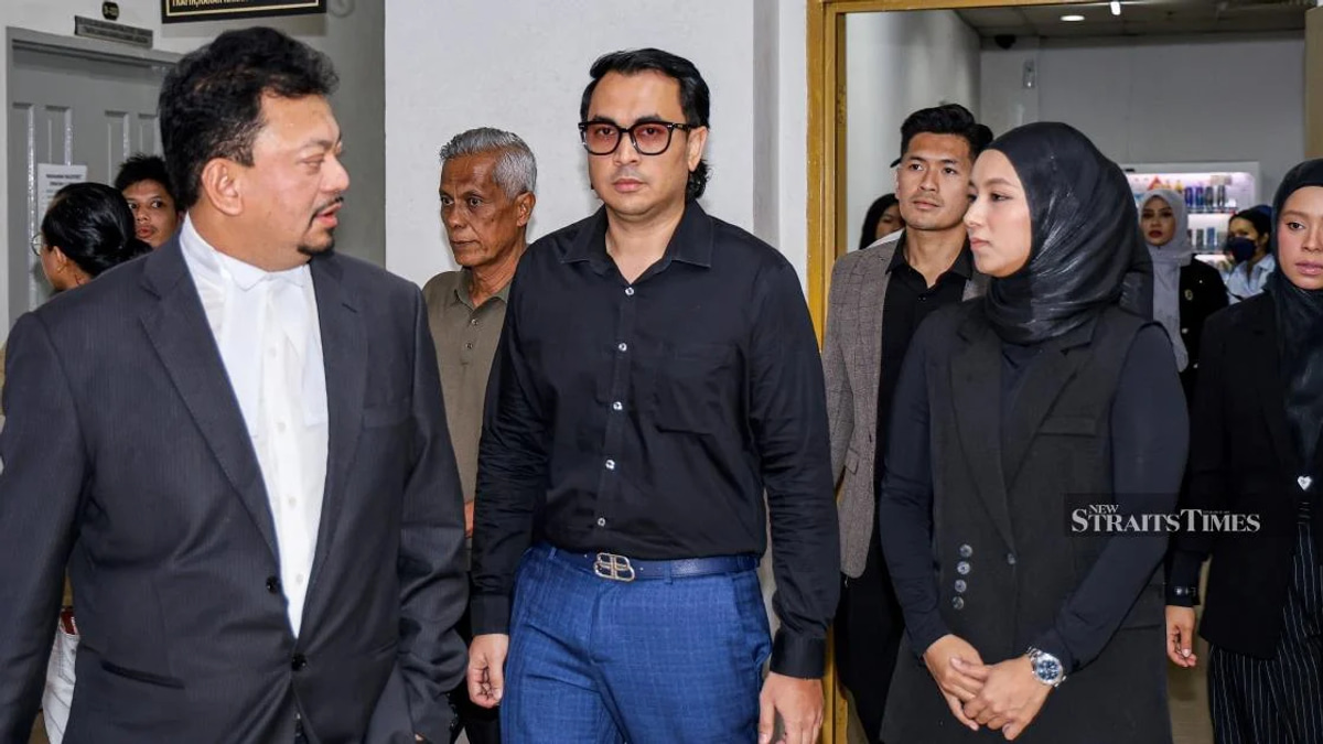Two couples enter plea in widely-shared maid abuse case