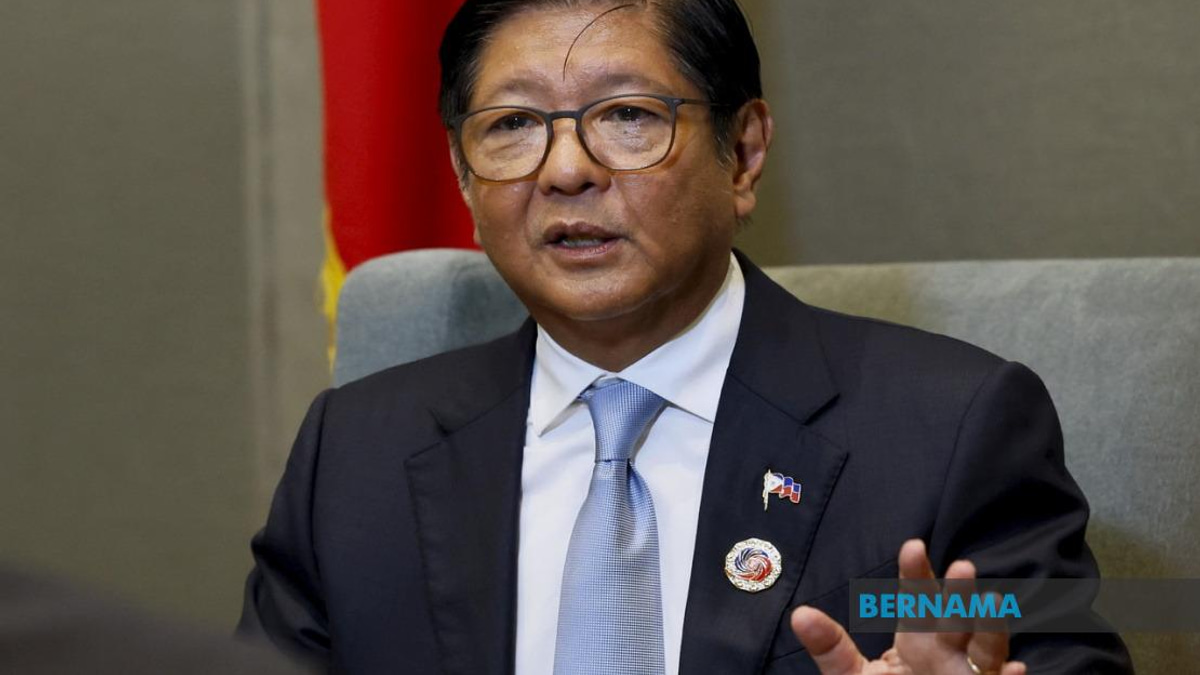 Marcos Hails ASEAN as Philippines' Anchor Amid Global Instability