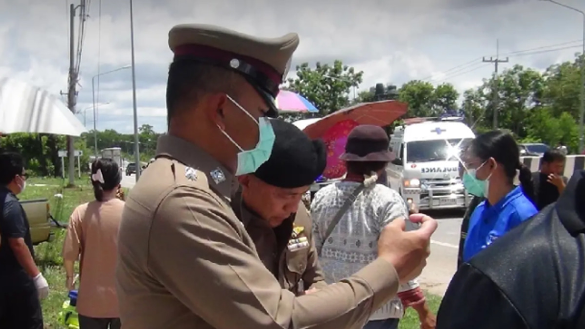 Ten Buddhist monks killed in Thai pickup truck tragedy