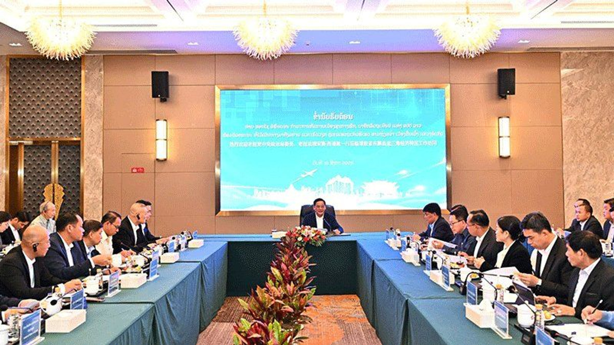 Laos Premier Sonexay pushes for stricter oversight and sustainable growth at Golden Triangle SEZ