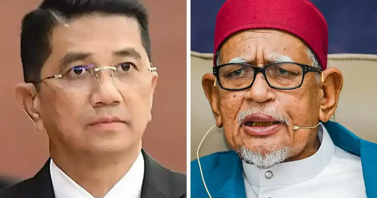 Azmin Rejects Hadi's Claim That Bersatu Automatically Exits Perikatan Nasional