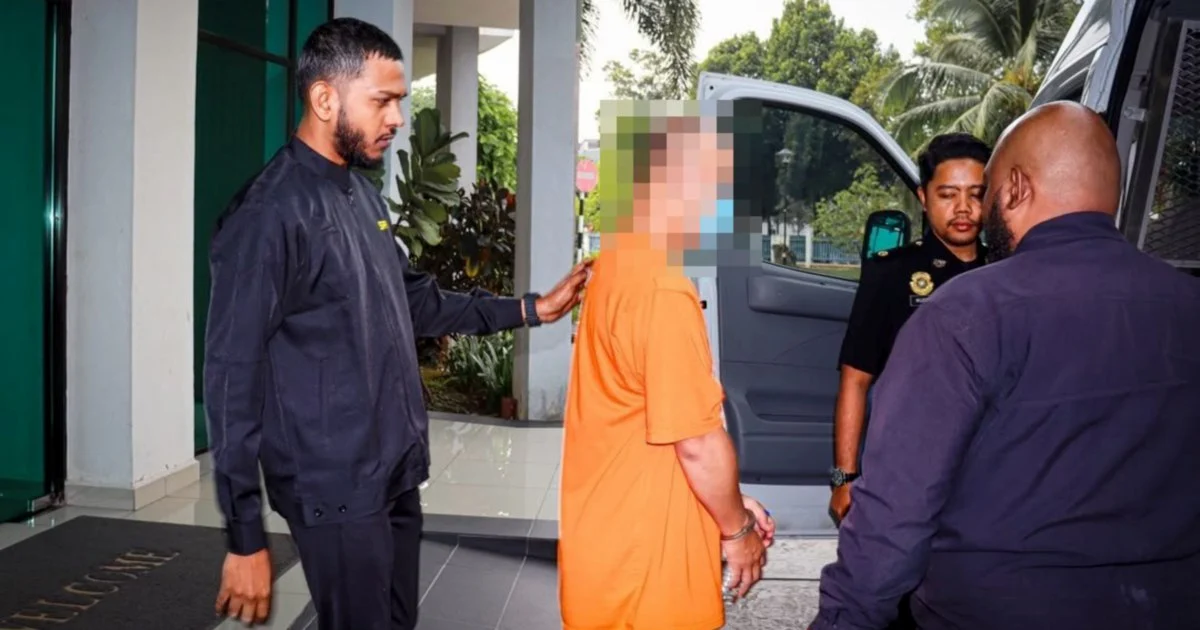 Retired Civil Servant Held in Custody Over RM300,000 Financial Fraud Allegations
