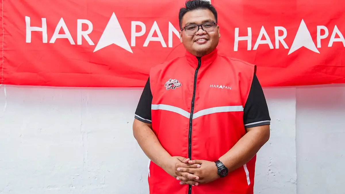 PKR's Mandarin-Fluent Candidate Eyes Upset in Umno Stronghold Pertang