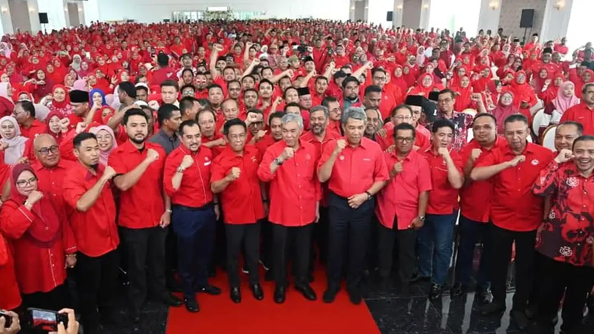 Ahmad Zahid Hands Candidate Selection to Negeri Sembilan BN as Coalition Prepares for State Election