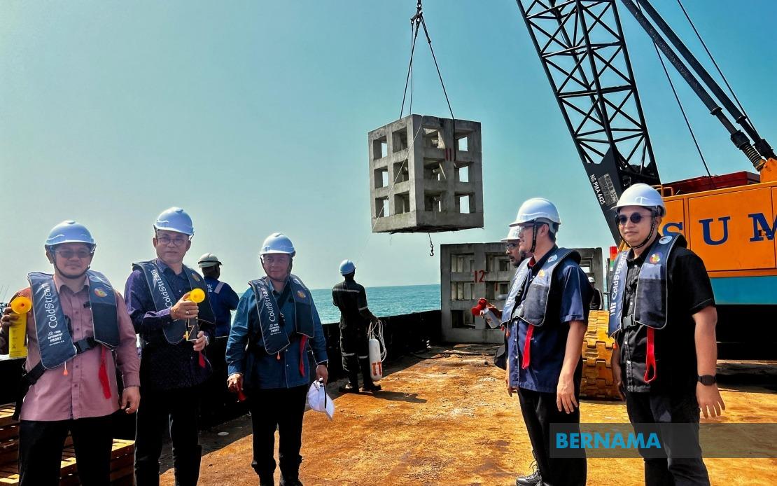 Artificial Reefs in Kelantan Waters Protect Small-Scale Fishers, Boost Fish Stocks