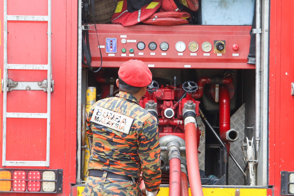Man Arrested After Allegedly Setting Fire to Mother's House in Jitra Following Family Dispute