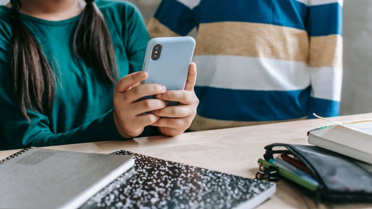 Malaysia's Digital Crackdown: From AI Chatbot Bans to Child Safety Rules Shape Tech Landscape