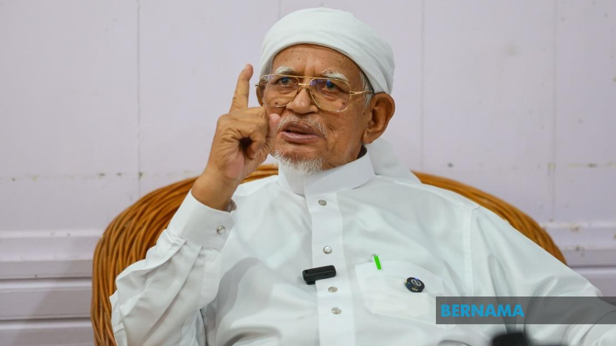 PAS Chief Says Bersatu Has Lost PN Membership; Bersatu Secretary-General Contests Claim