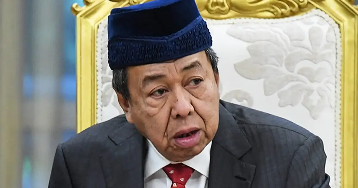 Sultan Sharafuddin credits both Najib and Anwar for LRT3, criticises DAP leaders
