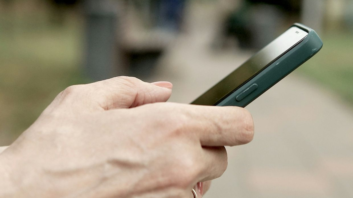 US Man Faces Felony Charge After Using Self-Destruct Phone Code at Border