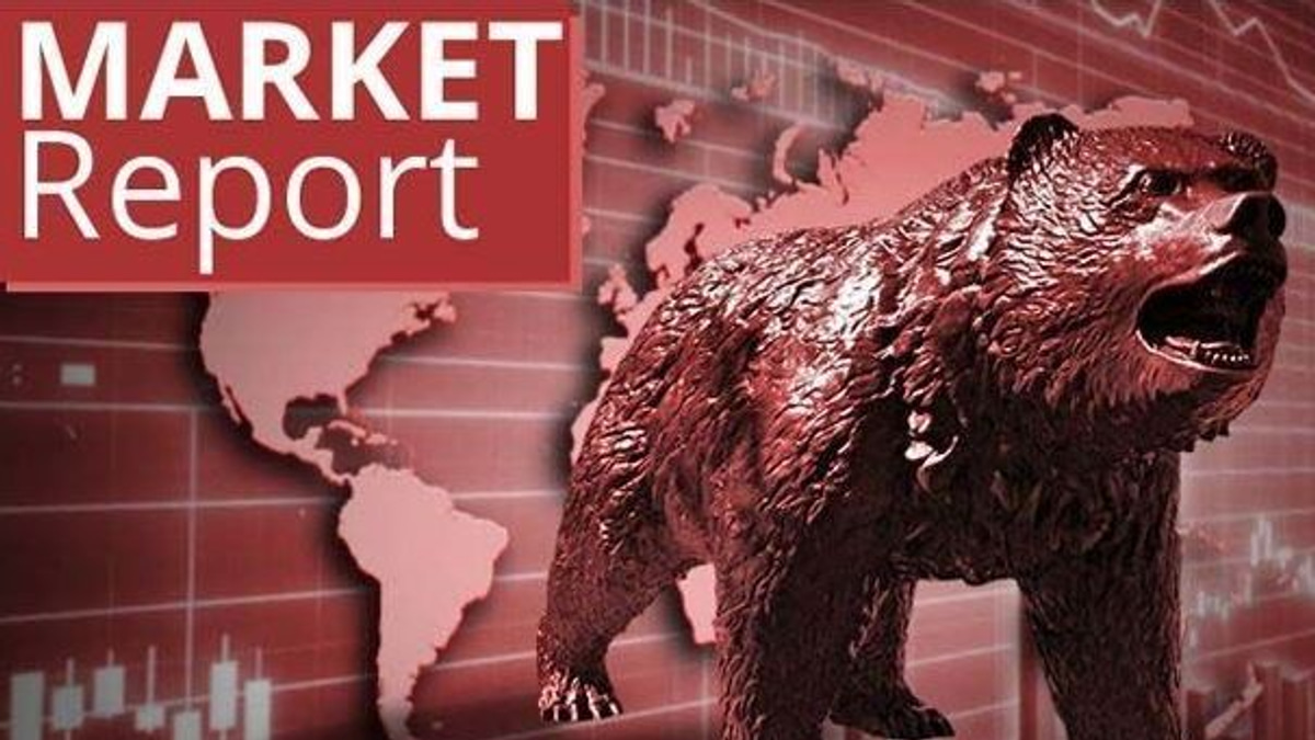 Malaysian stocks drift lower as banking and plantation heavyweights lose ground