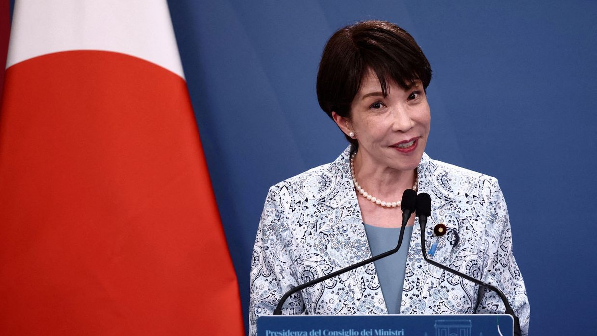 Japan's First Female PM Sanae Takaichi Sees Approval Drop Below 50%