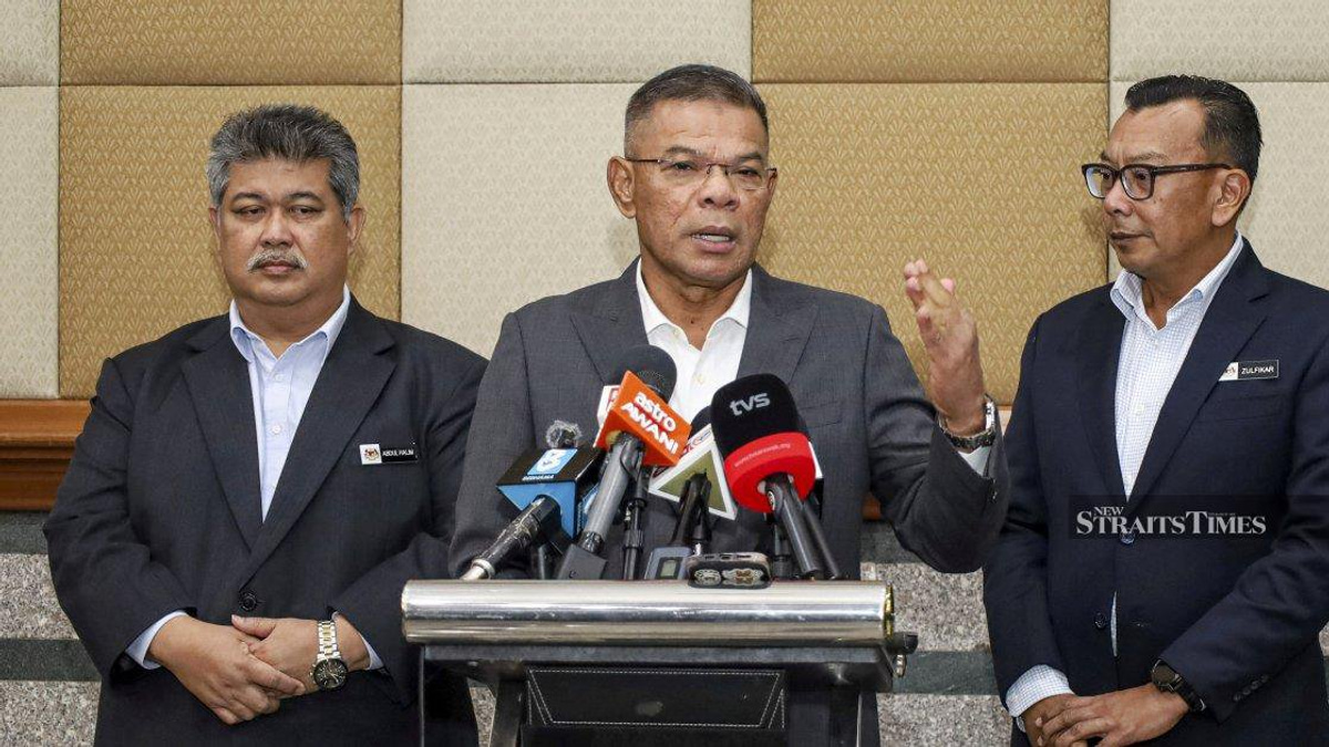 Police Force Will Not Tolerate Misconduct, Vows Saifuddin After Arrest of 12 Officers