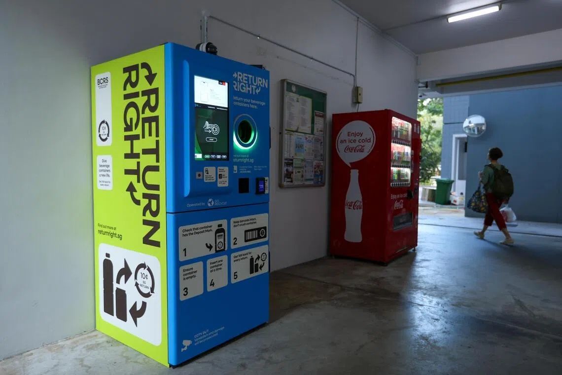 Singapore Defends Beverage Recycling Scheme After Online Accusations of Mishandled Refunds