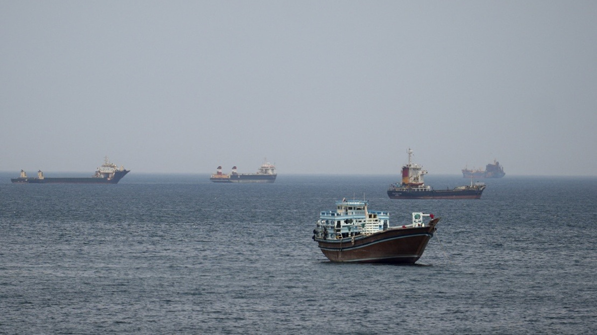 Oil Flows as US-Iran War Deal Takes Effect, but Regional Tensions Persist