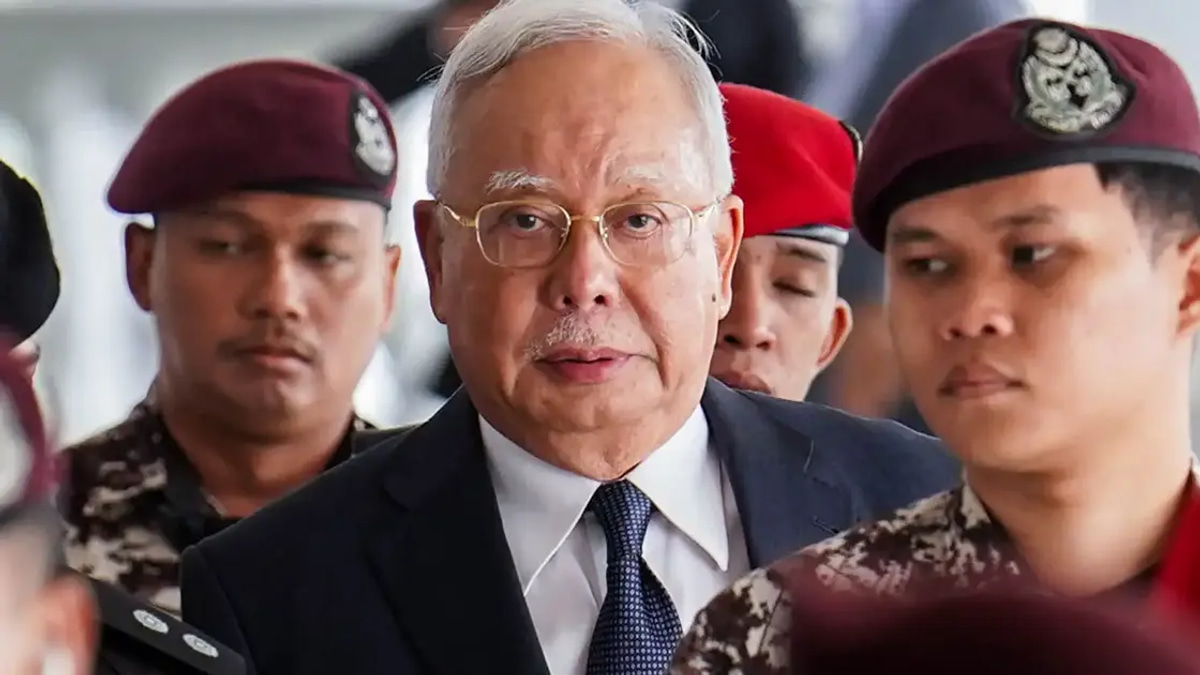 Insolvency would make tax fight pointless, Najib's defence argues
