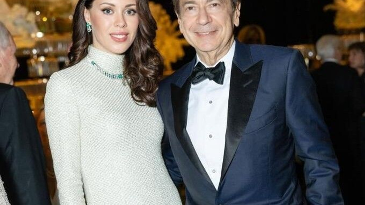 Billionaire John Paulson to Wed Nutrition Specialist 33 Years His Junior in Monaco in 2027