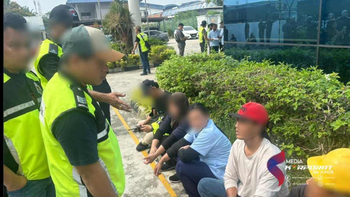 Immigration raid in Johor nets HR officer and 80 undocumented foreign workers