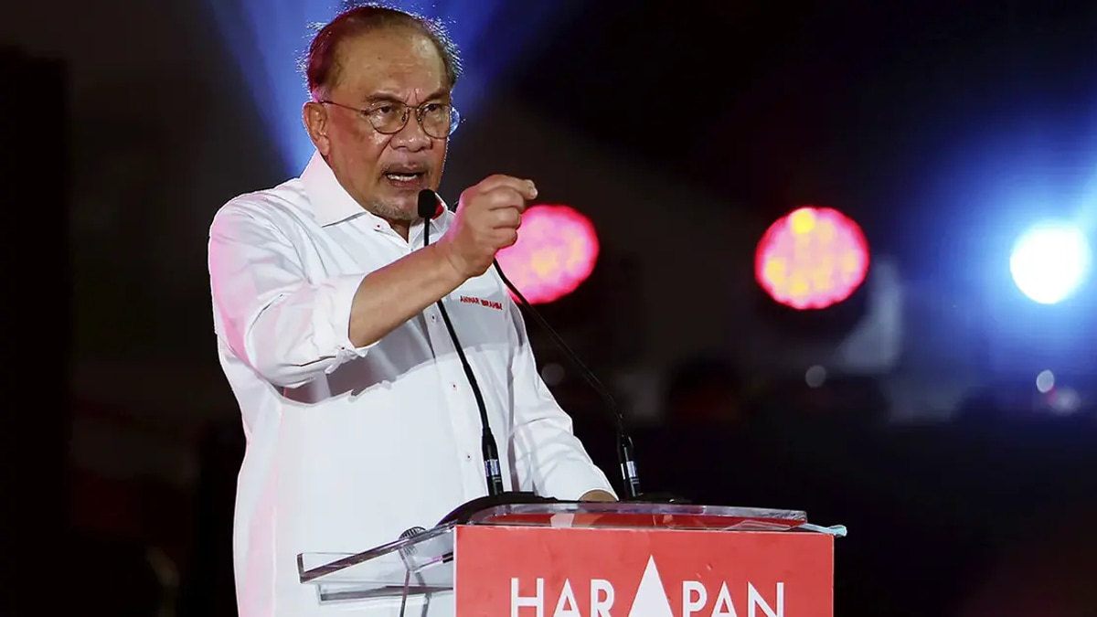 Anwar Warns Against Politicising Negeri Sembilan Royal Institution in State Campaign