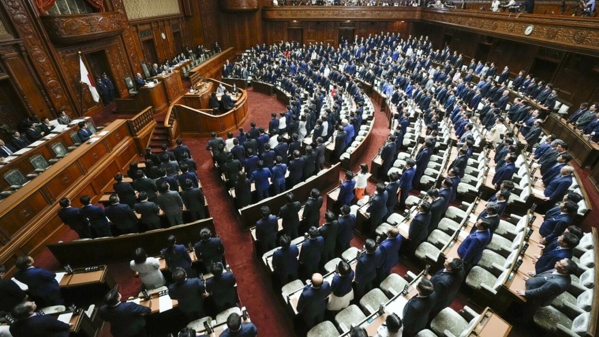 Japan's Lower House Swiftly Passes Imperial Law Overhaul in Historic Reform