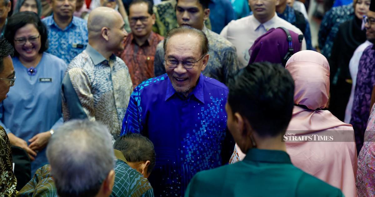 Academics Need Freedom to Express Views Without State Interference, Says PM Anwar
