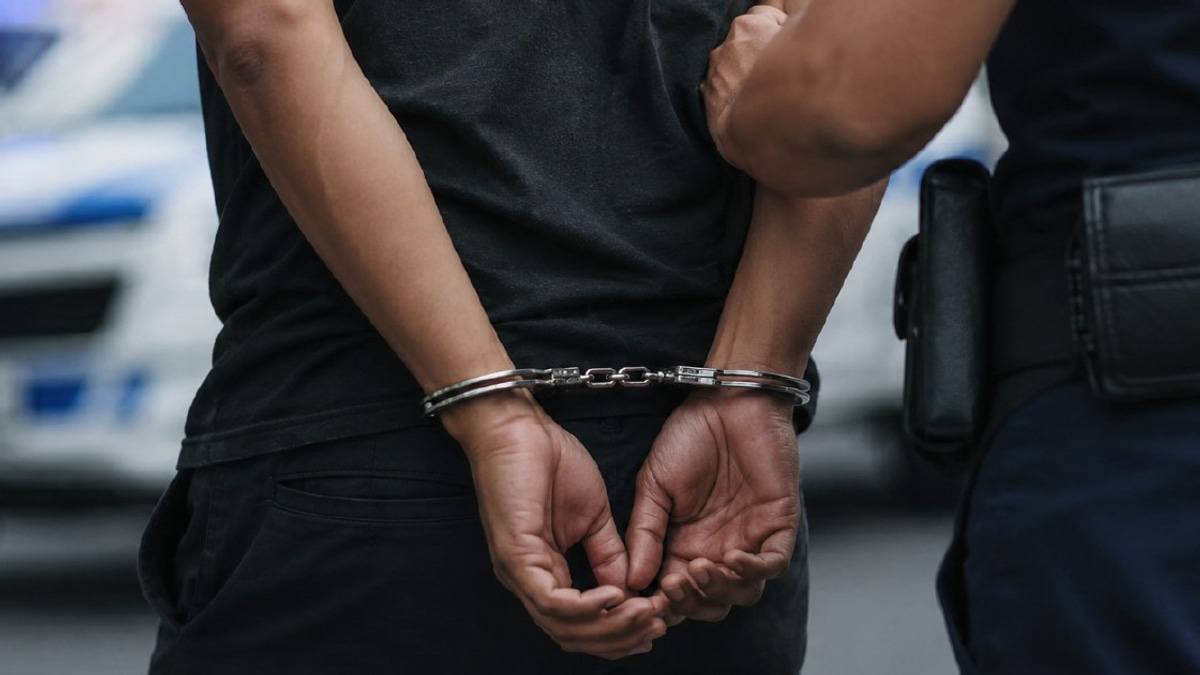 Twelve Police Officers Detained in RM2 Million Extortion Probe Involving Chinese National