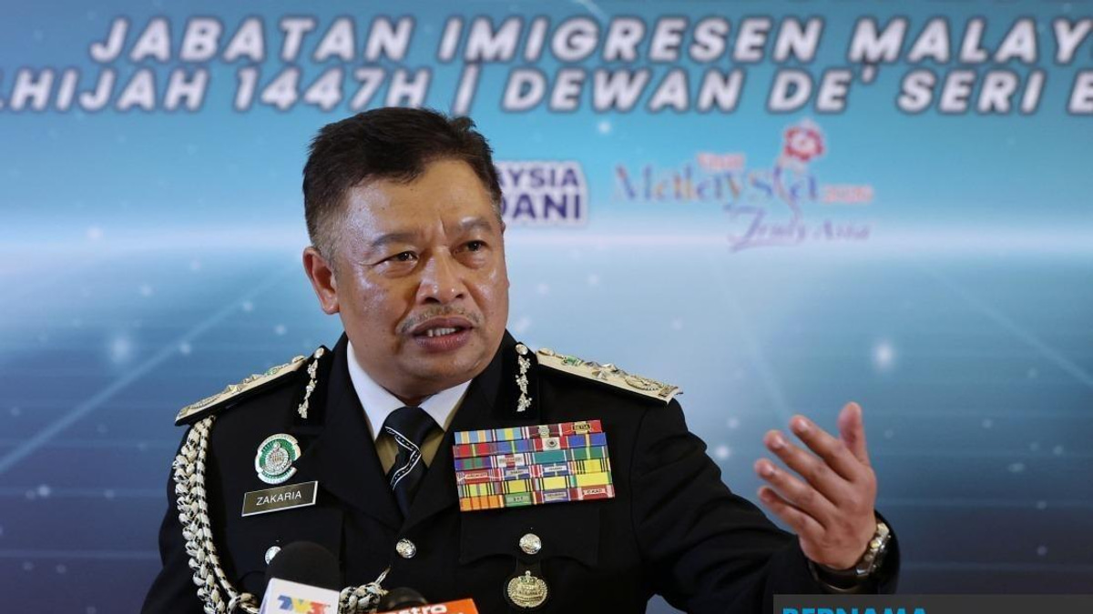 Only Two Airlines Report Problems Processing Extended Malaysian Passports