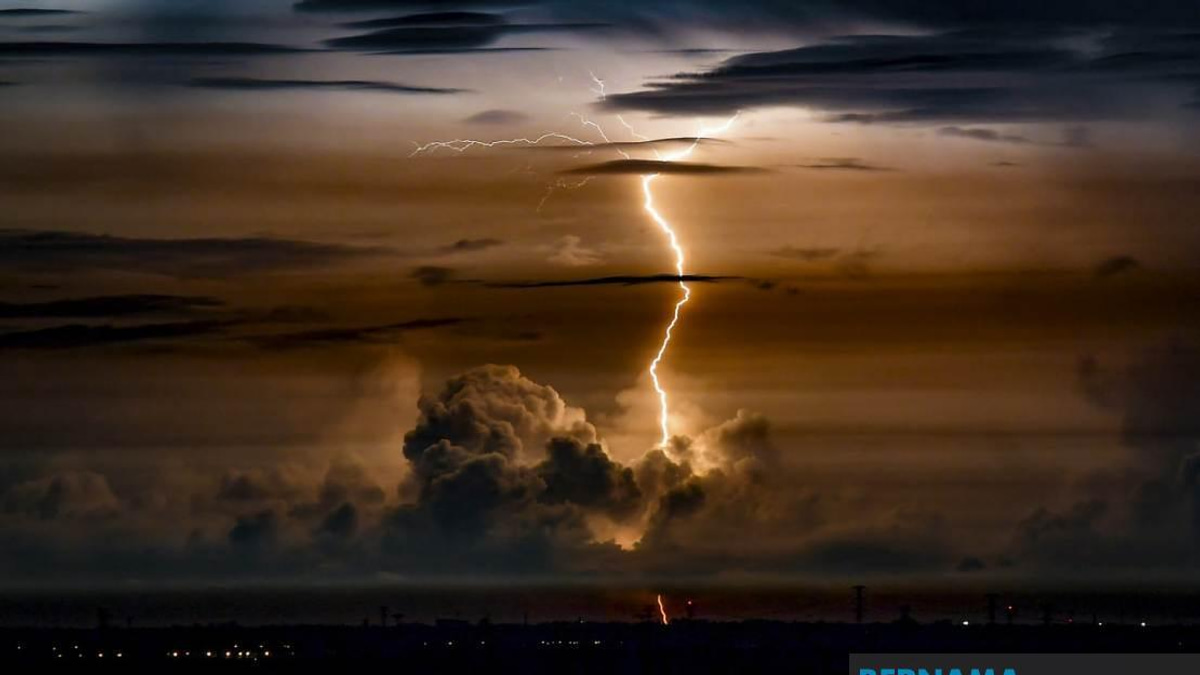 Severe Weather Alert Issued for Northern and East Malaysian States
