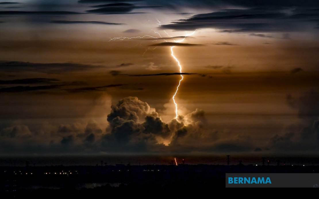 Severe Weather Alert Issued for Northern and East Malaysian States