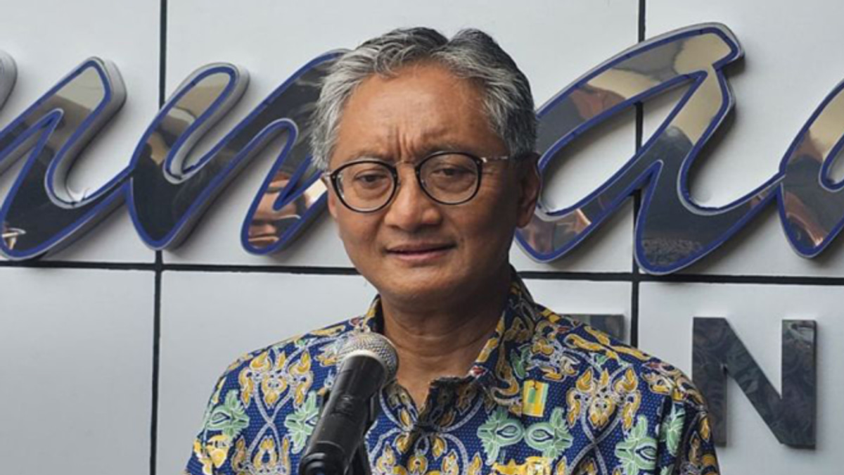 Document leak exposes family travel arrangement, triggering staff transfers and deepening turmoil at Indonesia's Public Works Ministry