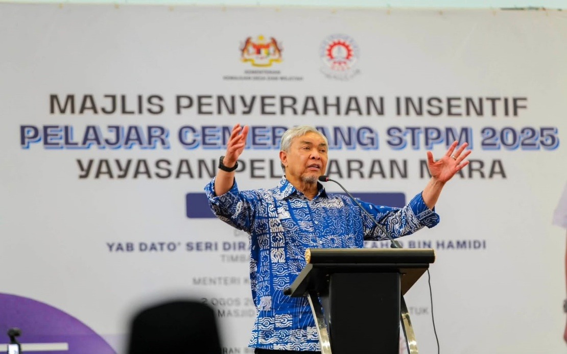 YPM Recognises 38 Bagan Datuk Students for Outstanding STPM Results