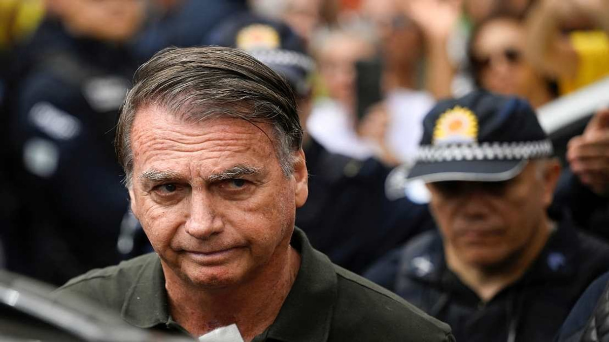 Brazilian Court Blocks Milei's Planned Visit to Jailed Bolsonaro