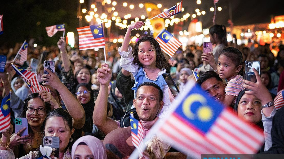 Malaysia Celebrates 69th National Day with Patriotic Fervour Across the Nation