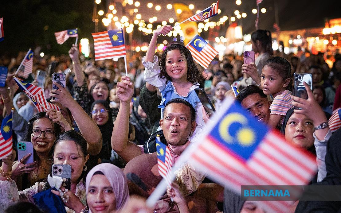 Malaysia Celebrates 69th National Day with Patriotic Fervour Across the Nation