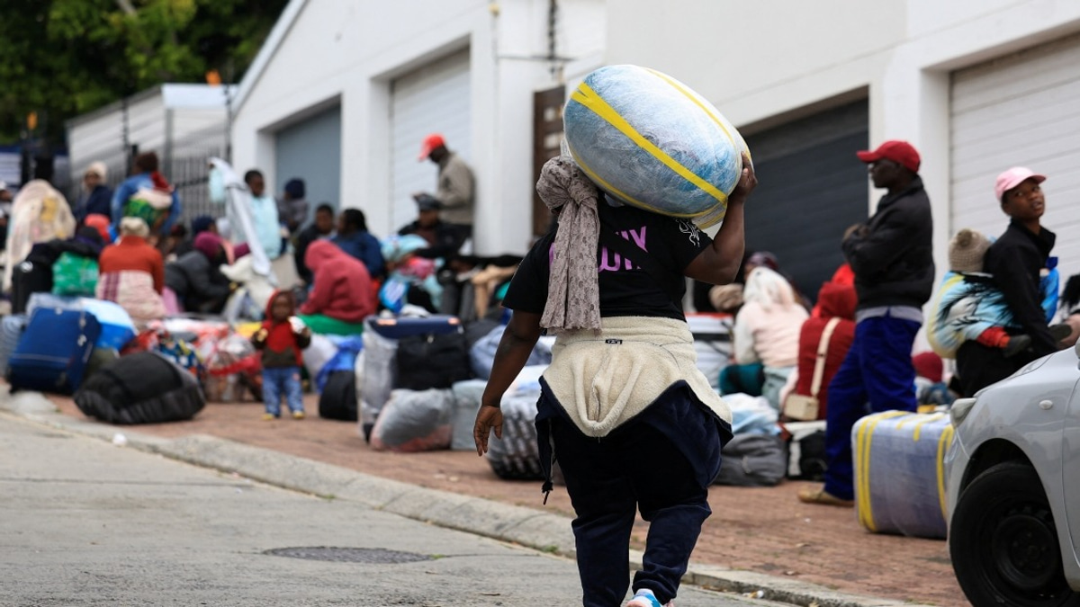 Hundreds of Zimbabweans Relocated from Cape Town Amid Xenophobic Tensions