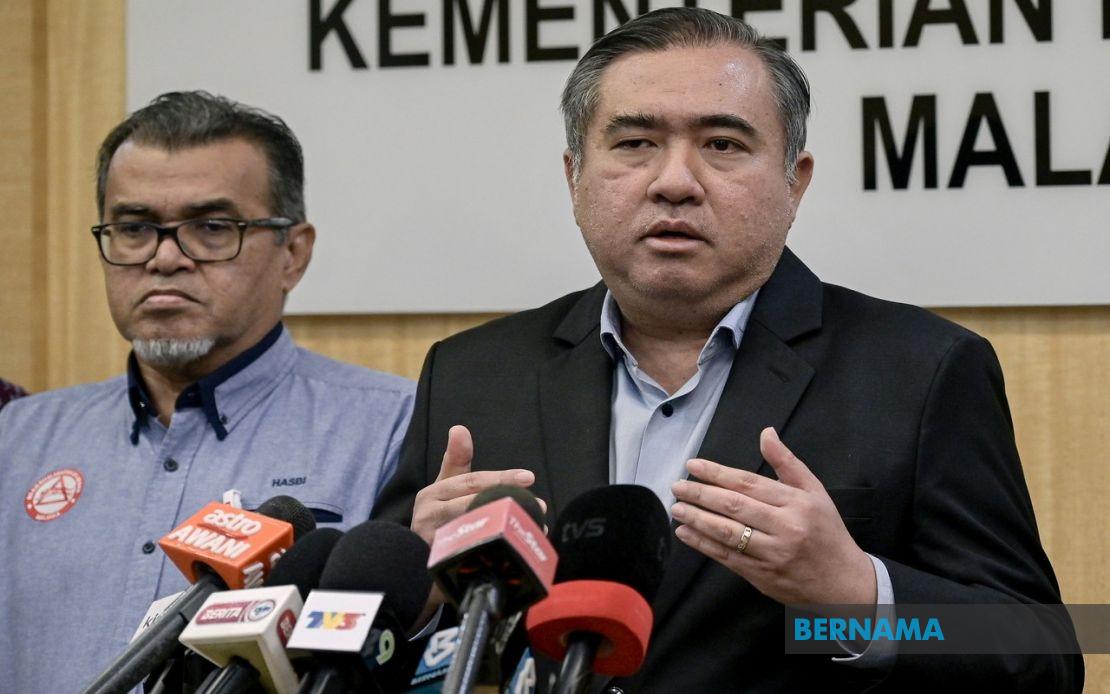 Government Maintains Hands-Off Approach to Port Management Appointments, Says Transport Minister Loke